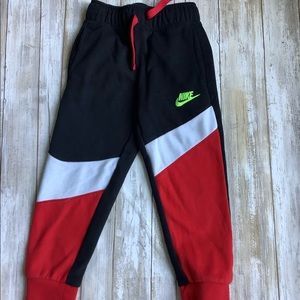 Boys Nike sweatpants